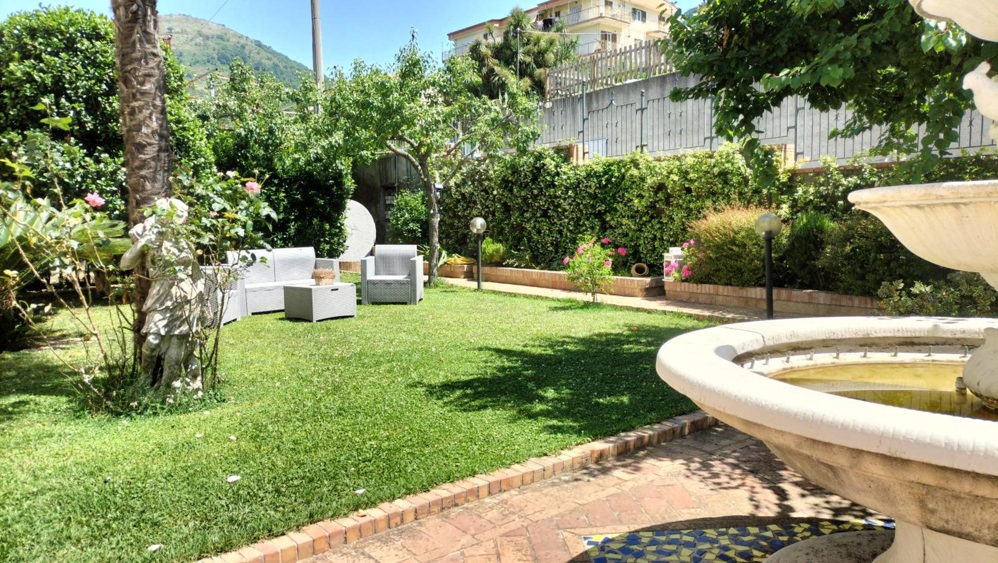 Casa Lamberti B&B Cava deʼ Tirreni Extérieur photo